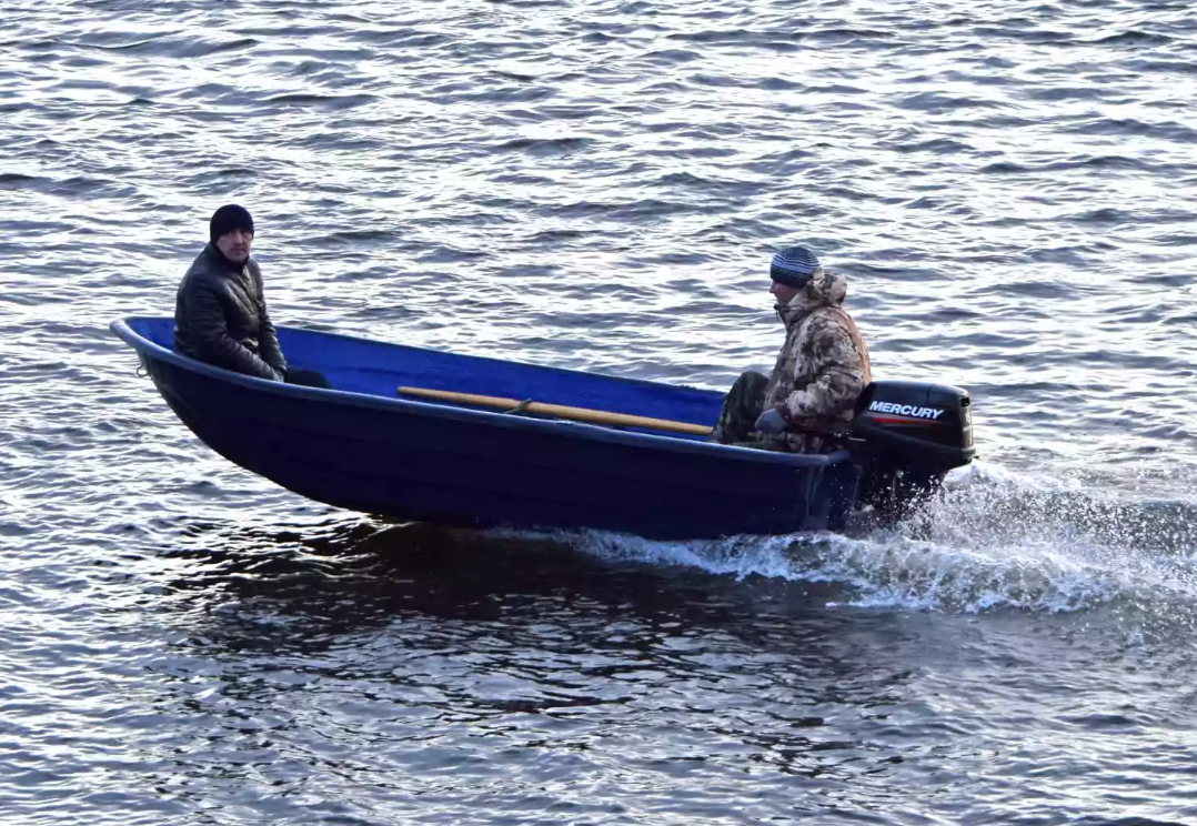 Стеклопластиковая лодка Neman-340 (тримаран) в Грозном