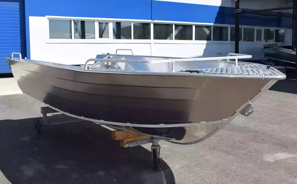 Алюминиевая лодка Неман-500 P в Грозном