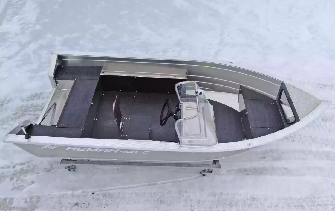 Алюминиевая лодка Неман-400 С в Грозном