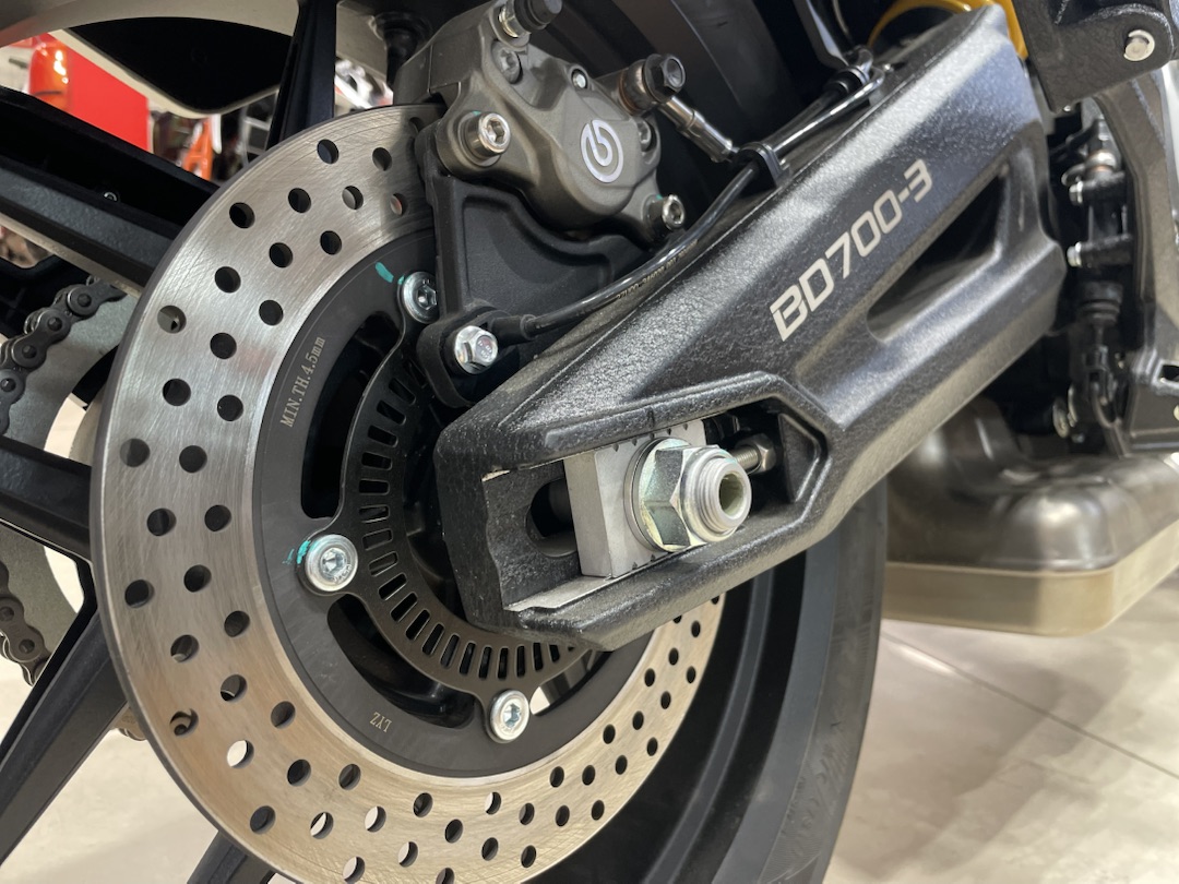 Мотоцикл Benda LFS 700 в Грозном