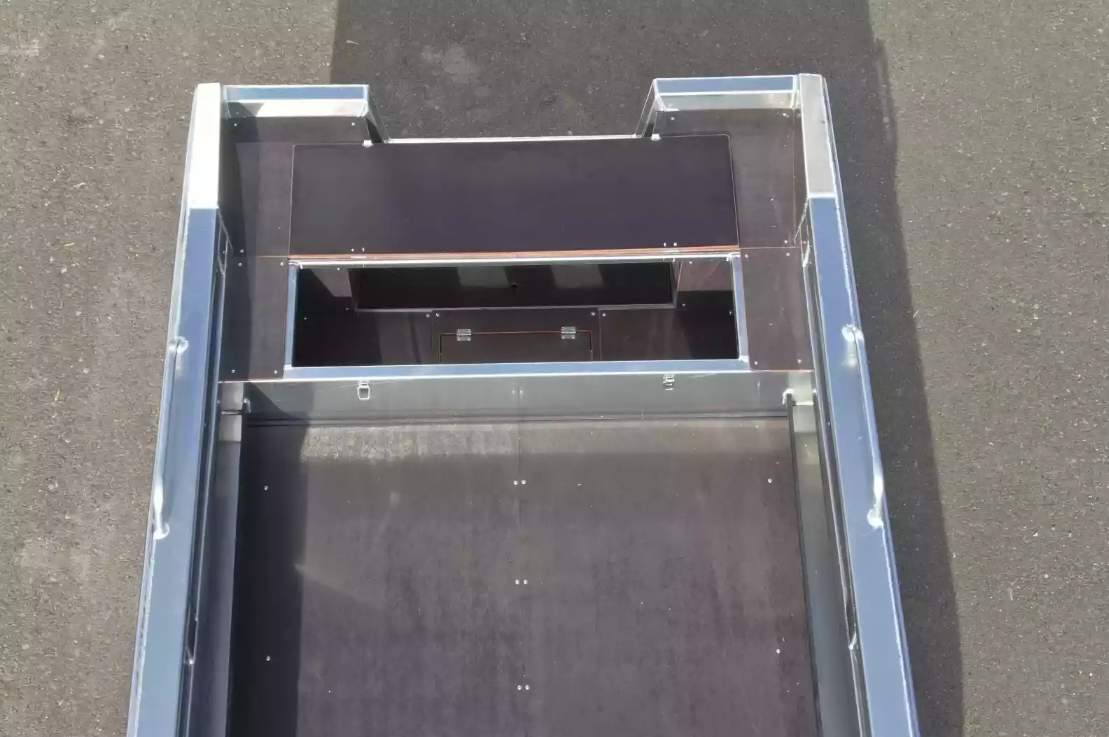 Алюминиевая лодка  Неман-480 Р в Грозном