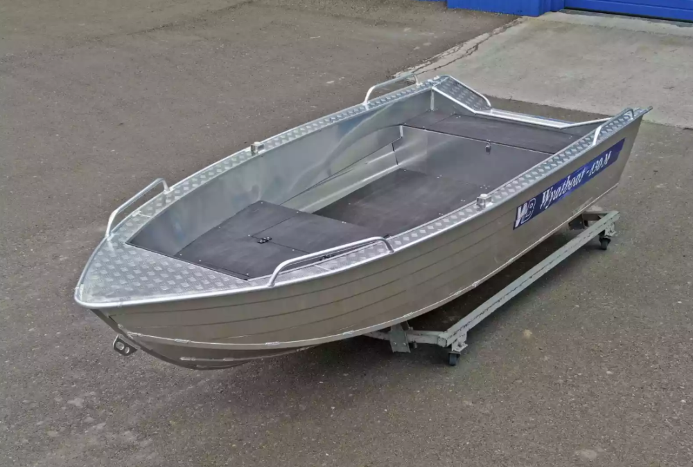 Алюминиевая лодка  Wyatboat-430М FISH в Грозном