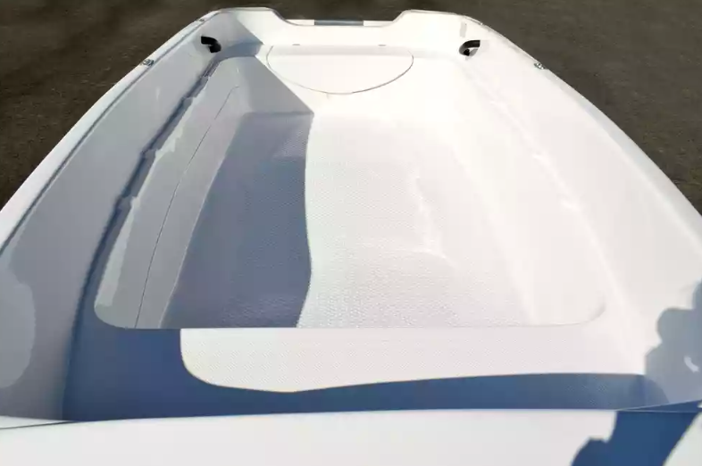 Стеклопластиковая лодка Пингвин (тримаран) в Грозном