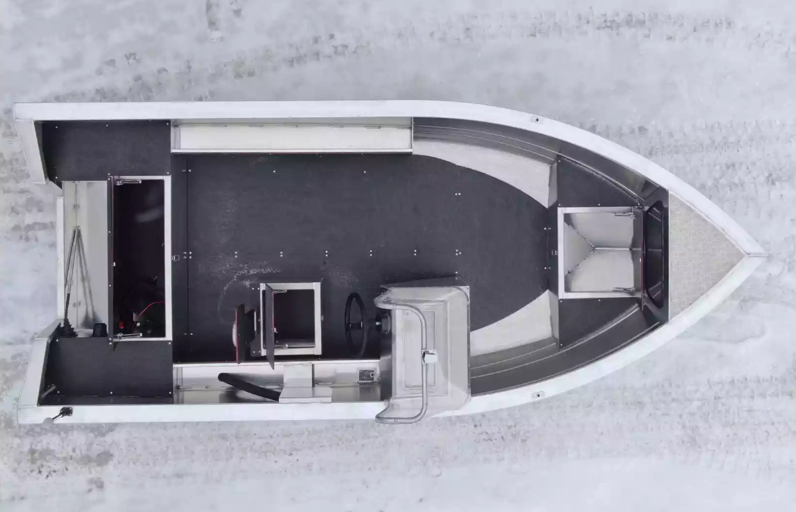 Алюминиевая лодка Неман-400 С в Грозном