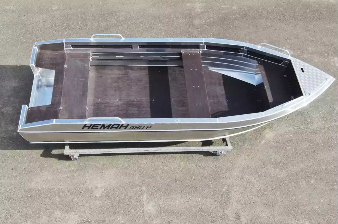 Алюминиевая лодка  Неман-480 Р в Грозном