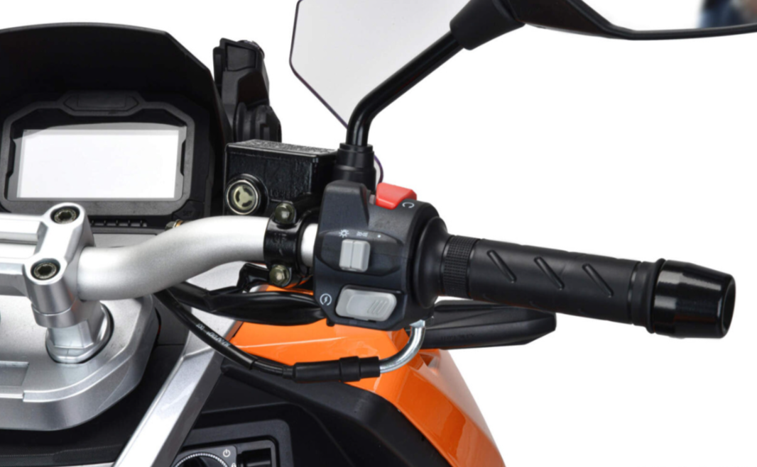 Скутер MOTOLAND (МОТОЛЕНД) T-MAX 150 в Грозном