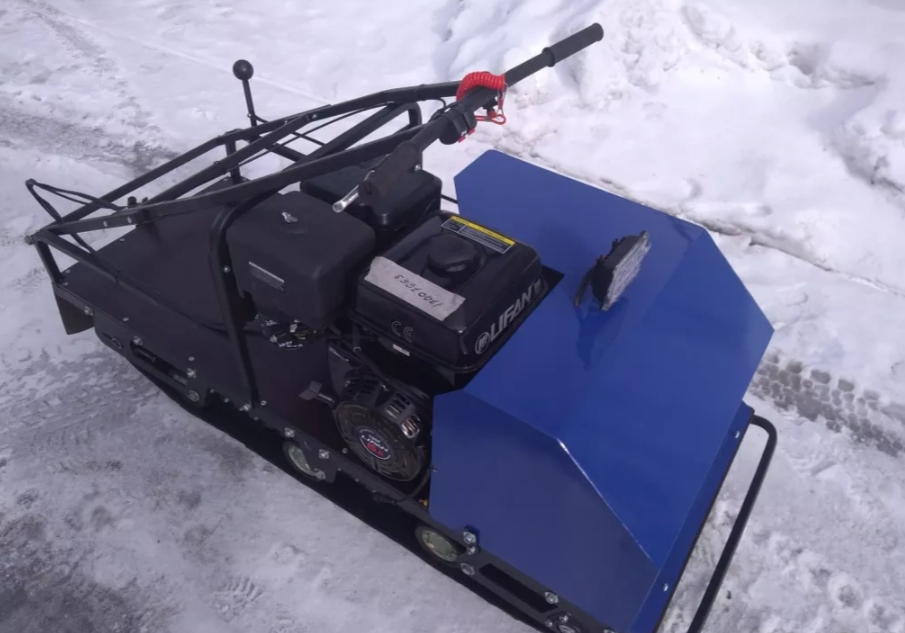 Мотобуксировщик AhtaR ЗИМА с реверсом (задний ход) в Грозном