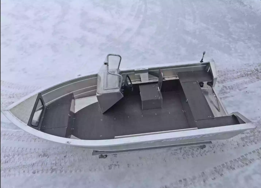 Алюминиевая лодка Неман-400 С в Грозном