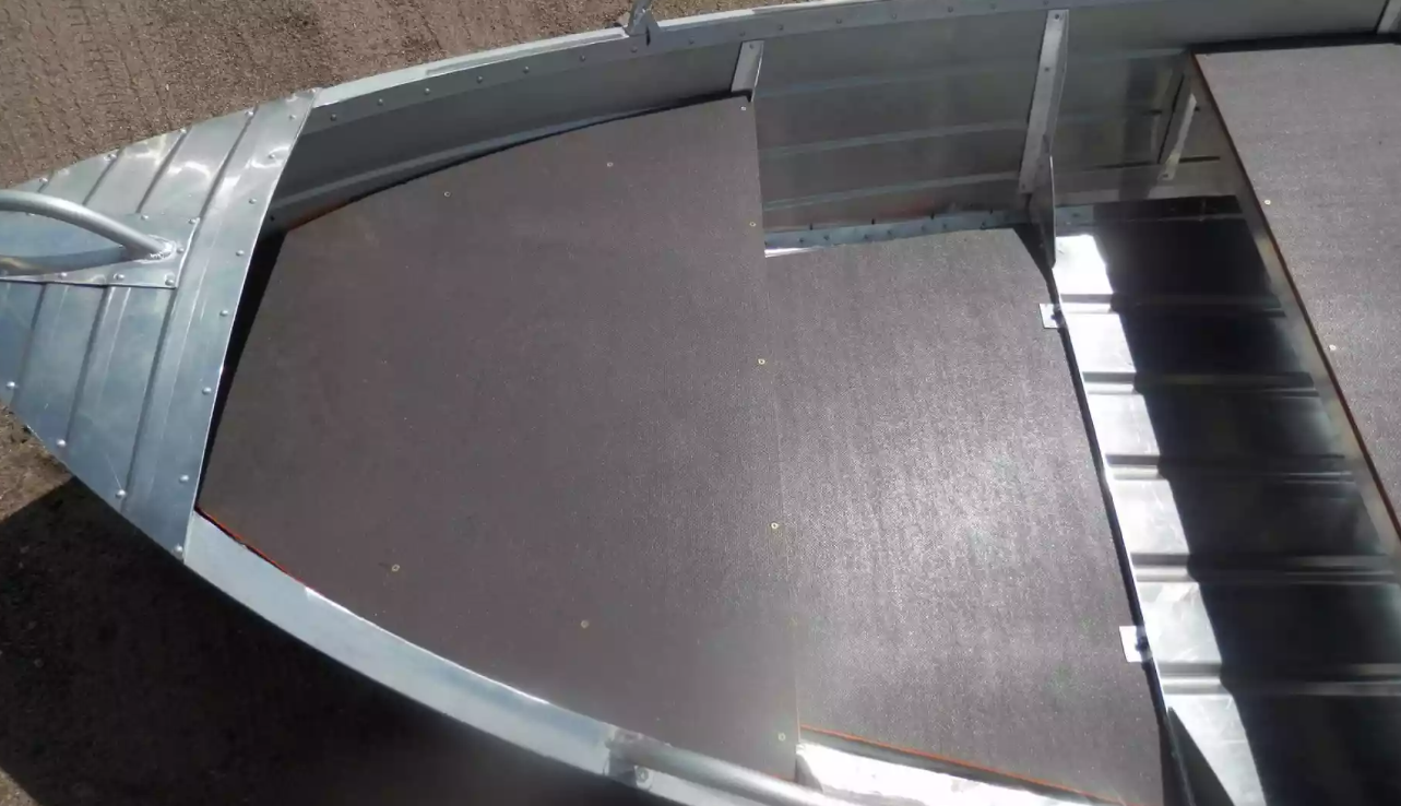 Алюминиевая лодка Вятка-Профи 32 в Грозном