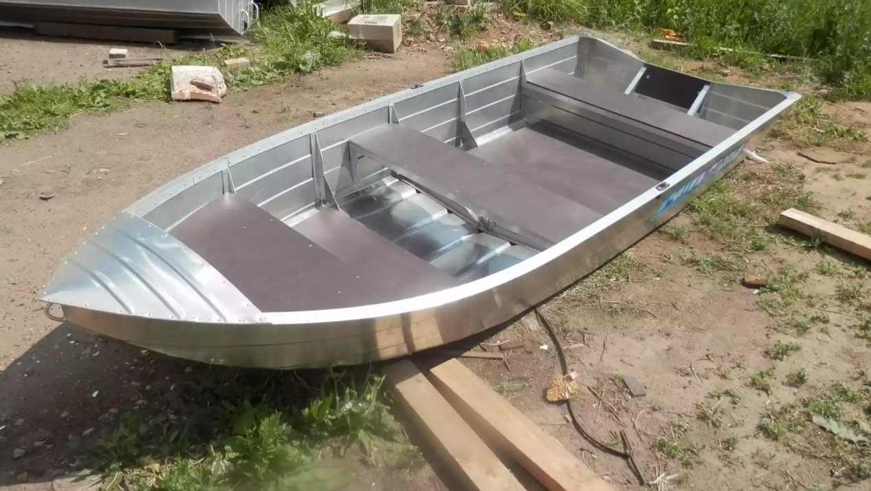 Алюминиевая лодка Вятка-Профи 32 в Грозном