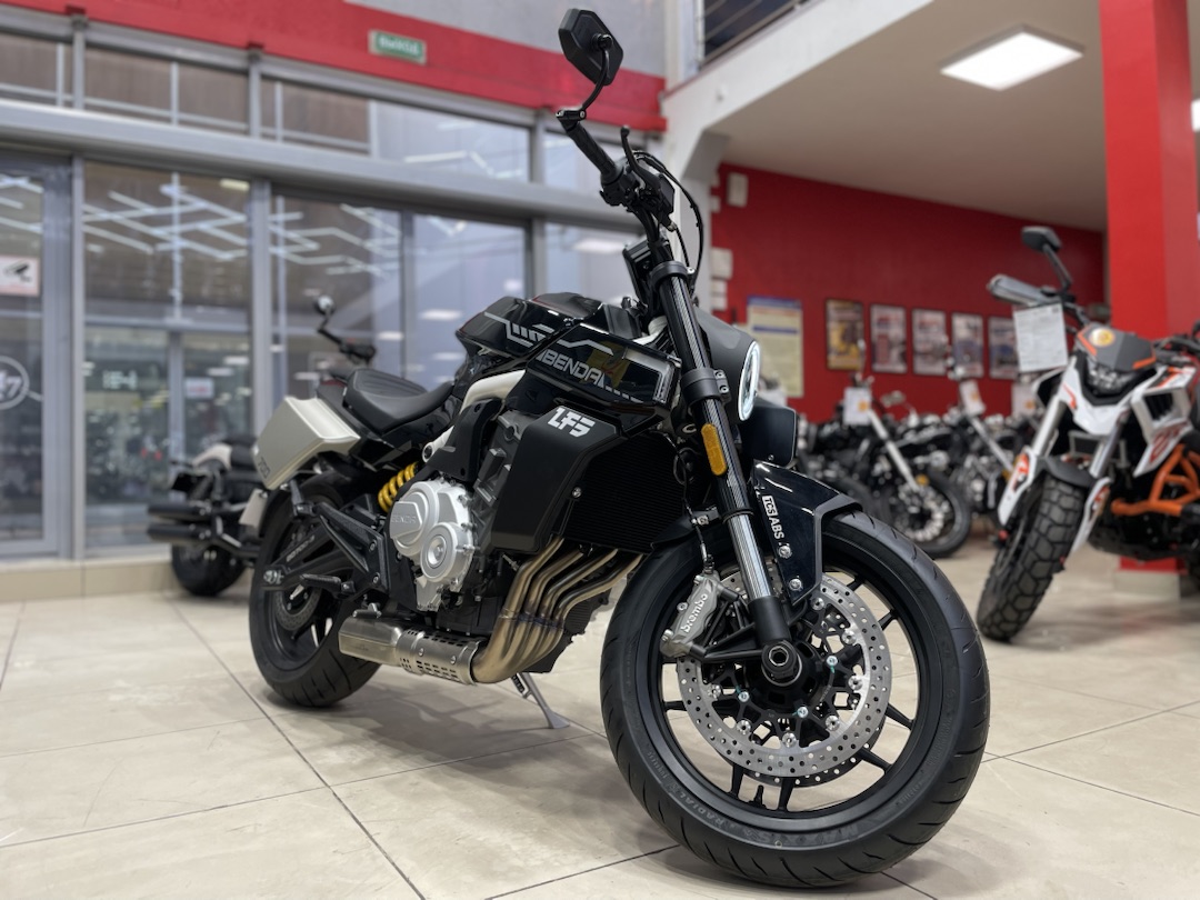 Мотоцикл Benda LFS 700 в Грозном