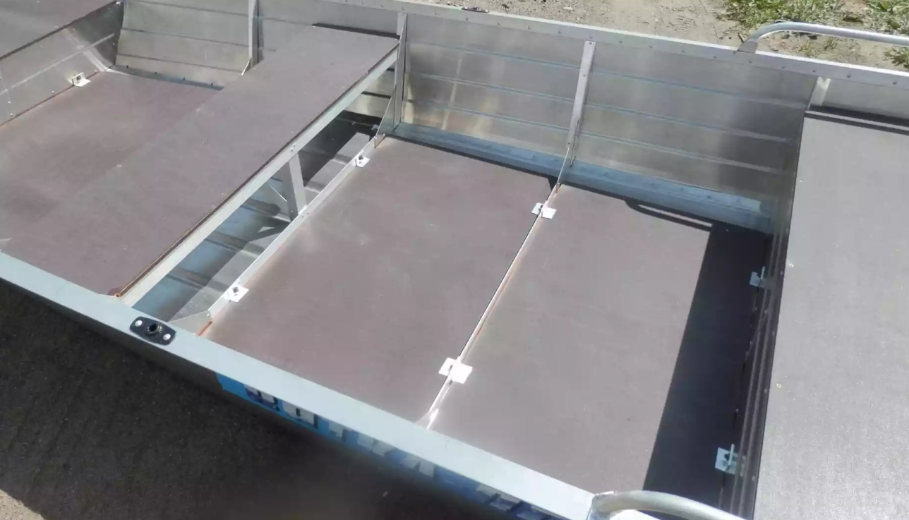 Алюминиевая лодка Вятка-Профи 32 в Грозном