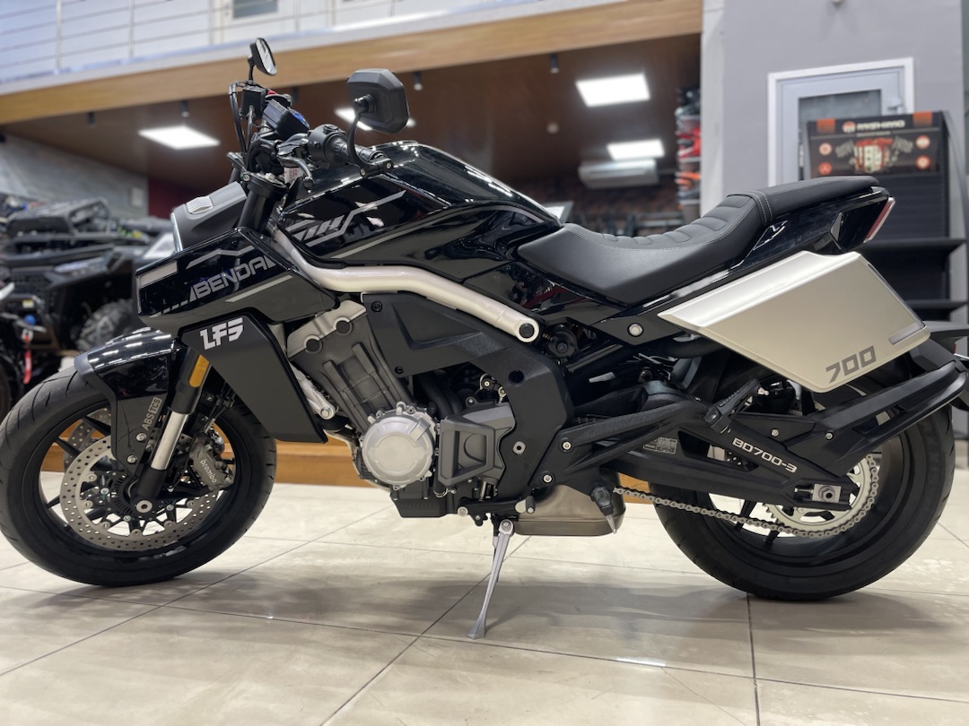 Мотоцикл Benda LFS 700 в Грозном