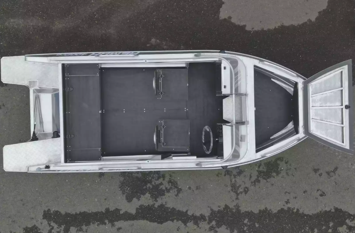 Алюминиевая лодка  Neman-400 PRO в Грозном