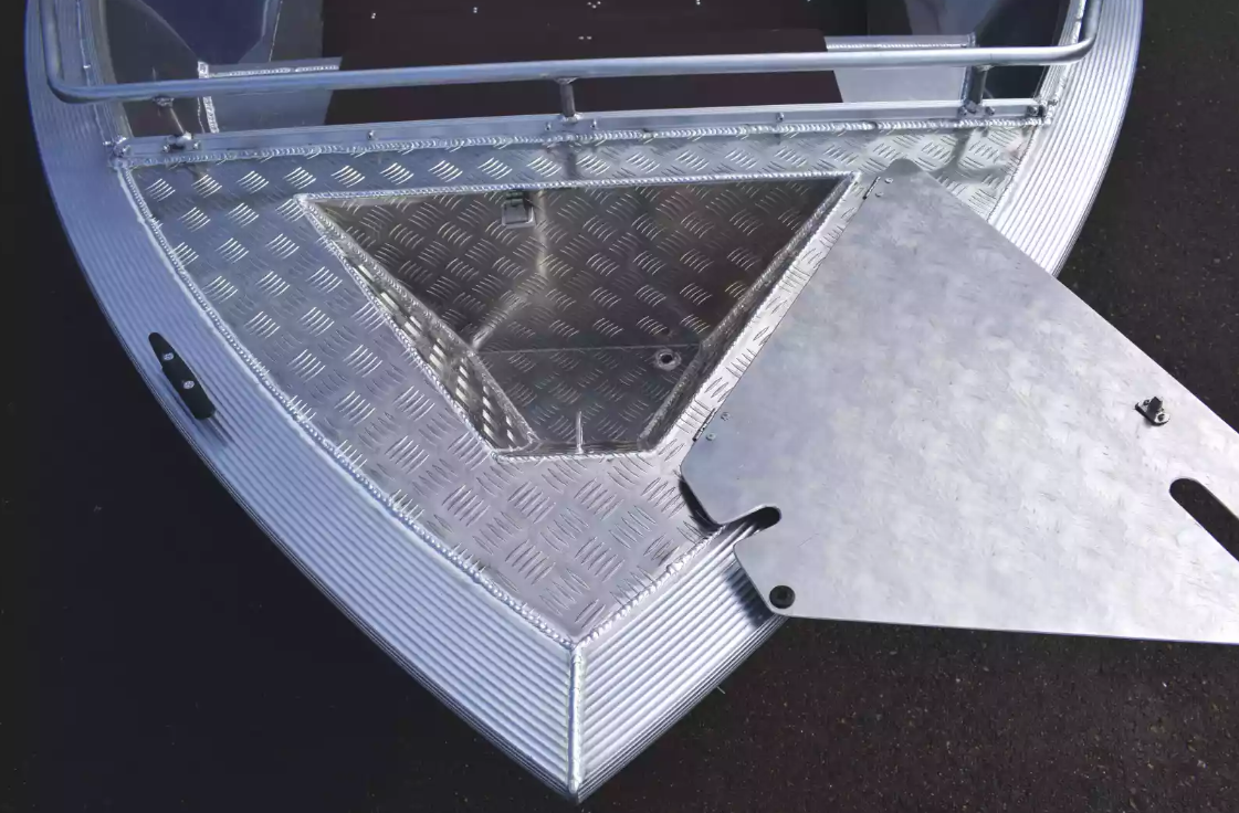 Алюминиевая лодка Неман-500 P в Грозном