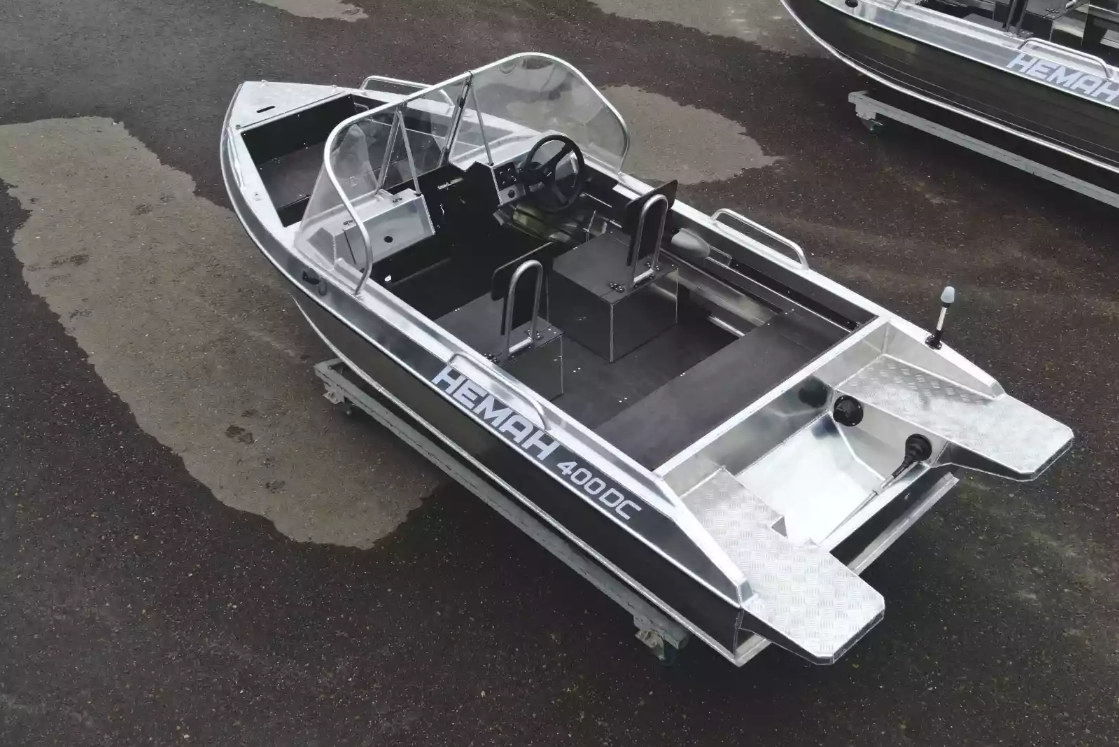 Алюминиевая лодка  Neman-400 DC в Грозном