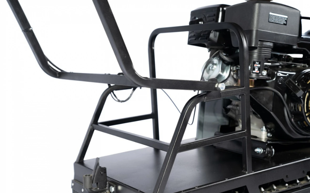 Мотобуксировщик БУРЛАК-M2 LFK 20 л.с. э/с Промысловик в Грозном