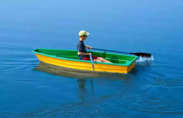 Стеклопластиковая лодка Малютка в Грозном