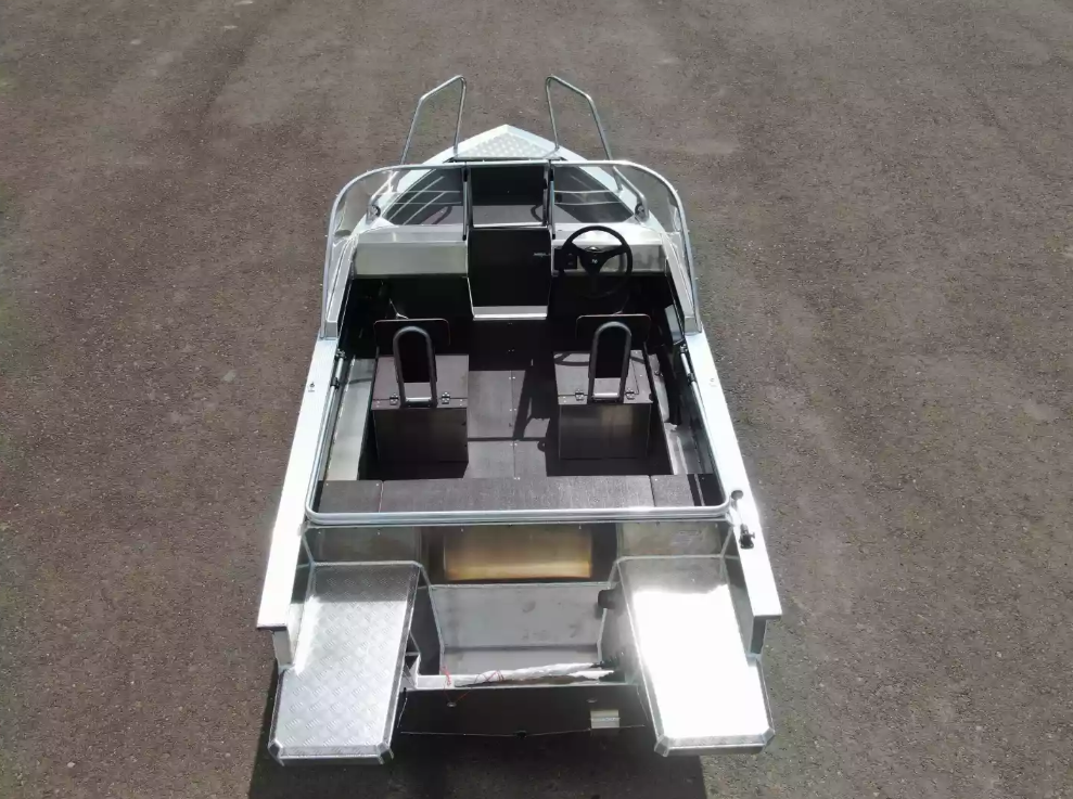 Алюминиевая лодка  Неман-400 DCM NEW в Грозном