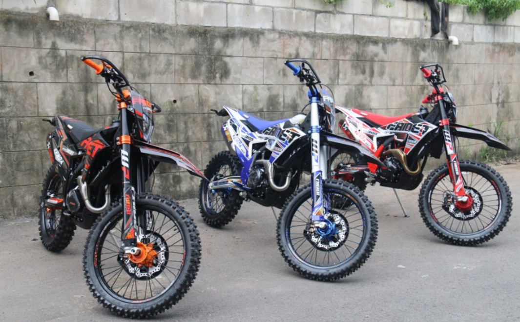 Кроссовый мотоцикл FAIDET NC300S ULTRA WP в Грозном