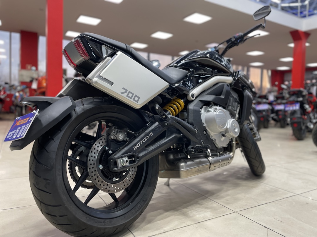 Мотоцикл Benda LFS 700 в Грозном