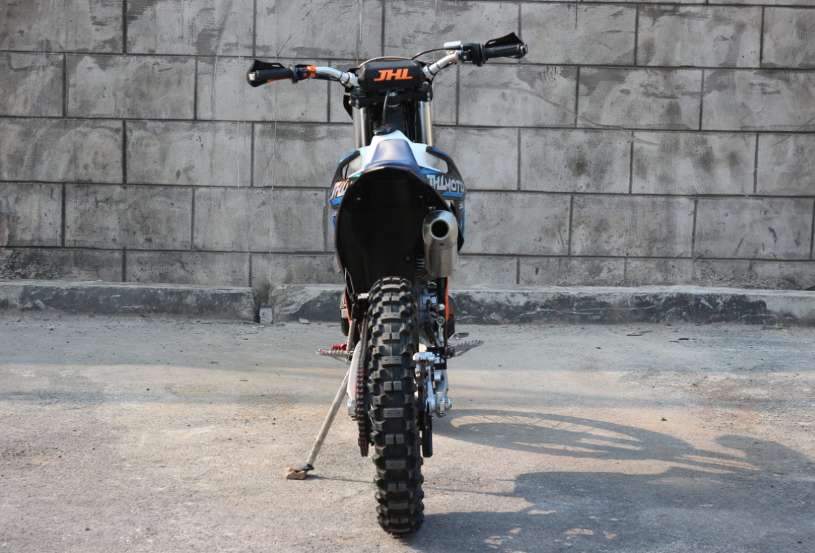 Мотоцикл JHLMOTO JHL Z3 CB250 (172FMM-3A) в Грозном