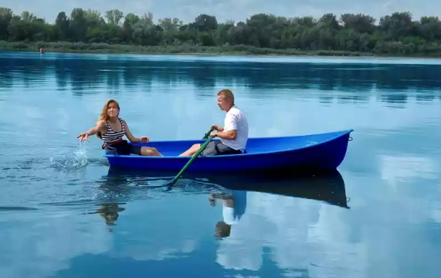 Стеклопластиковая лодка Дельфин в Грозном