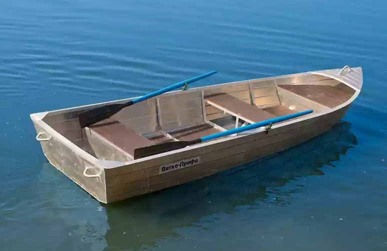 Алюминиевая лодка Вятка-Профи 32 в Грозном