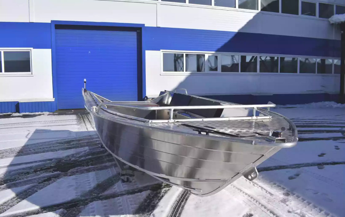 Алюминиевая лодка Неман-500 P в Грозном