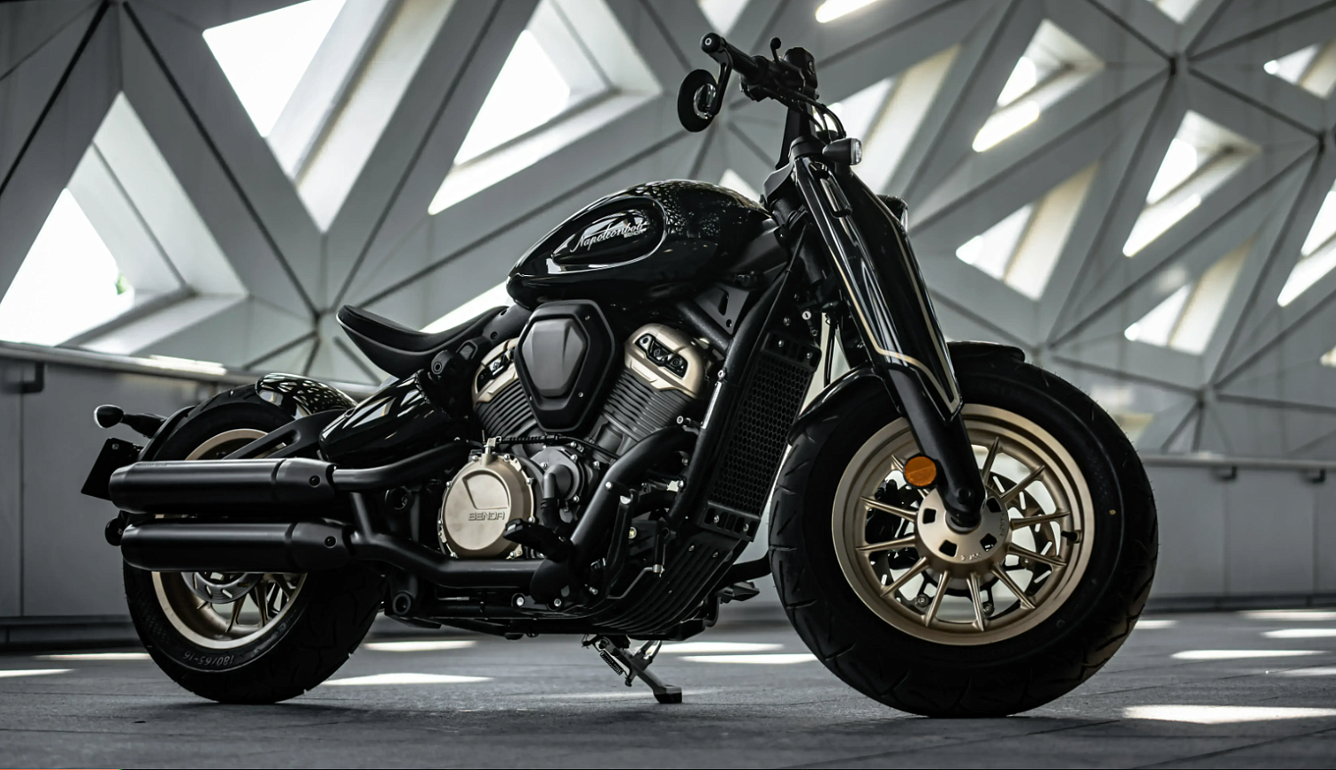 Мотоцикл Benda Napoleon 500 в Грозном