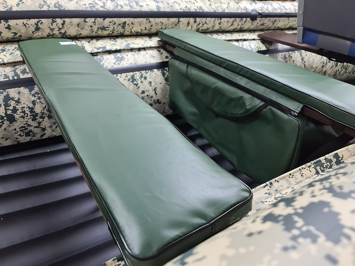 КОМПЛЕКТ МЯГКИХ НАКЛАДОК С СУМКОЙ ДЛЯ ЛОДОК 110Х20 ЗЕЛЕНЫЙ в Грозном